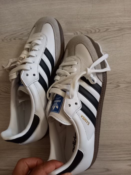 Кроссовки ADIDAS