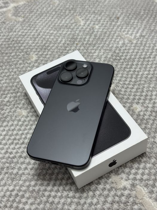 Продам iphone 15 pro 256gb