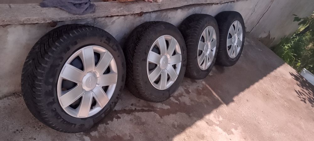 Jentra diska archa baloni kalpagi bilan