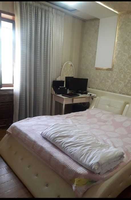 Сдаётся квартира на Госпитальном Рынке!