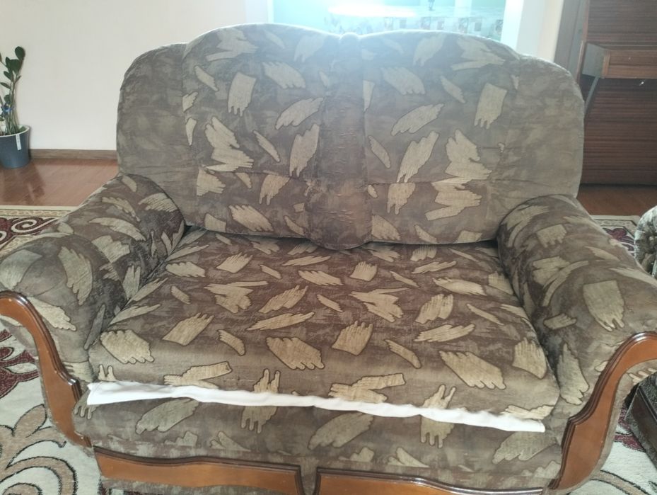 Үй жиһазын сатамын арзан