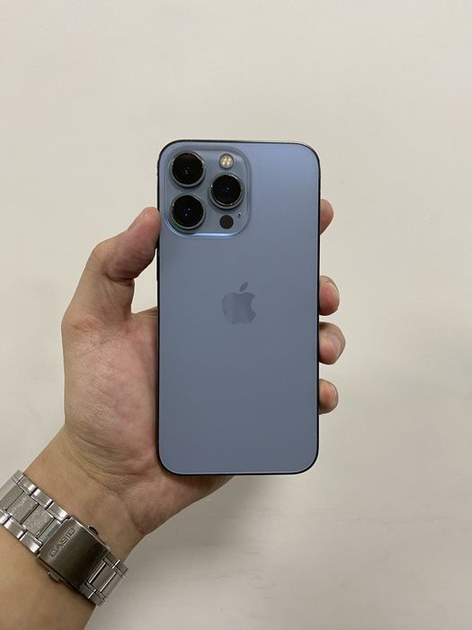 Айфон 13 про 128 гб идеал без ремонт