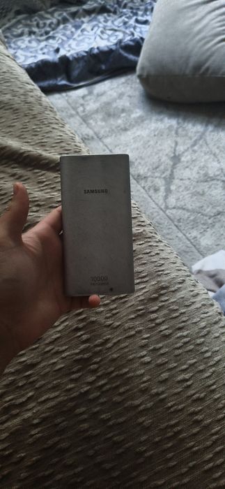 Продам повербанк самсунг 10к мач