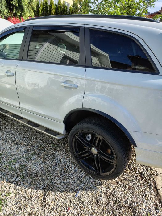 Audu q7 на части