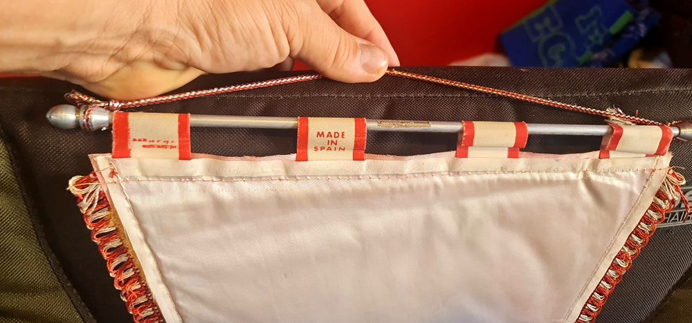 Редки колекционерски Флагчета 50 годишни