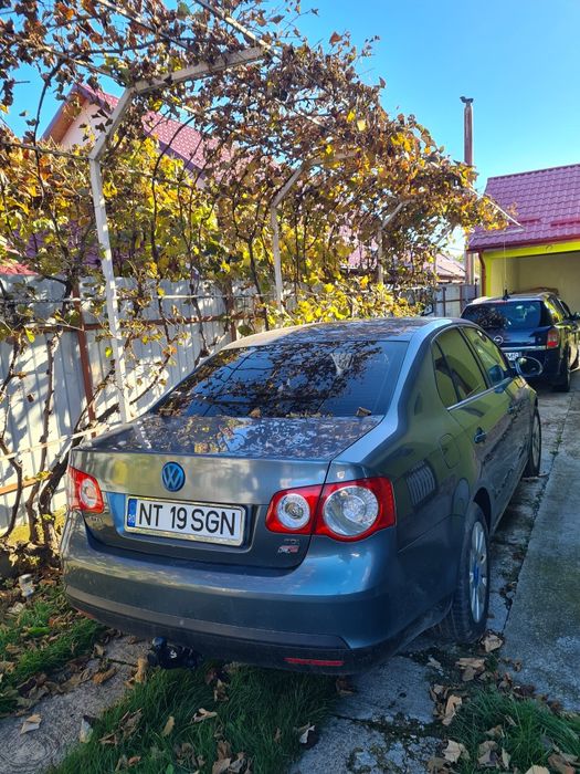 Vând jetta 1.9 Tdi