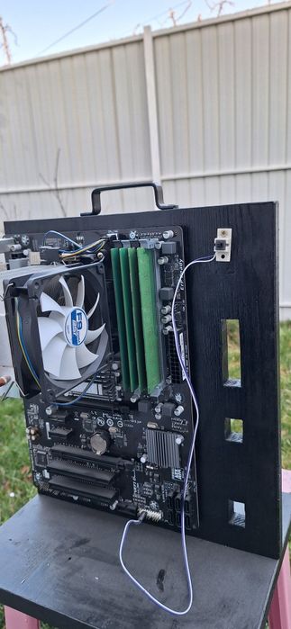Pc.placa de baza si suport placa