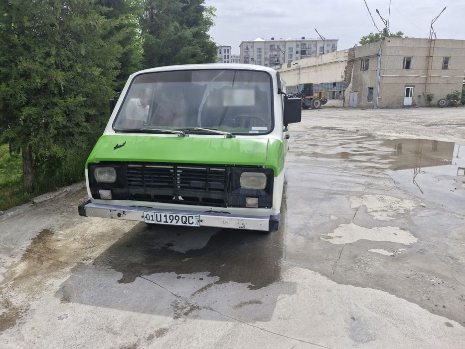 РАФ 2203 сотилади