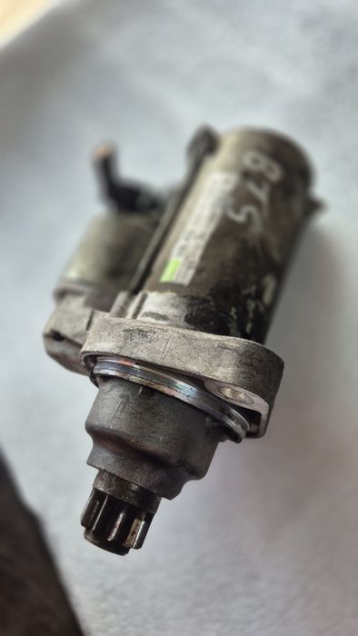 Стартер Skoda colf Passat touran 2.0