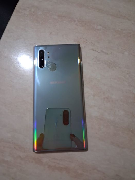 Telefon Samsung Galaxy Note 10+ (256 de GB) in stare impecabila