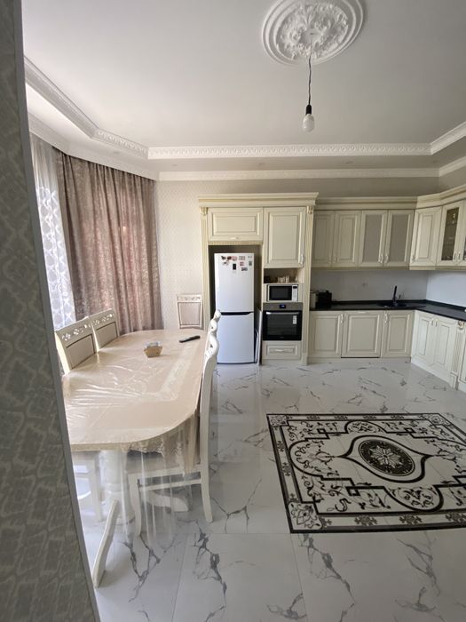 Продам дом в послелке Батан