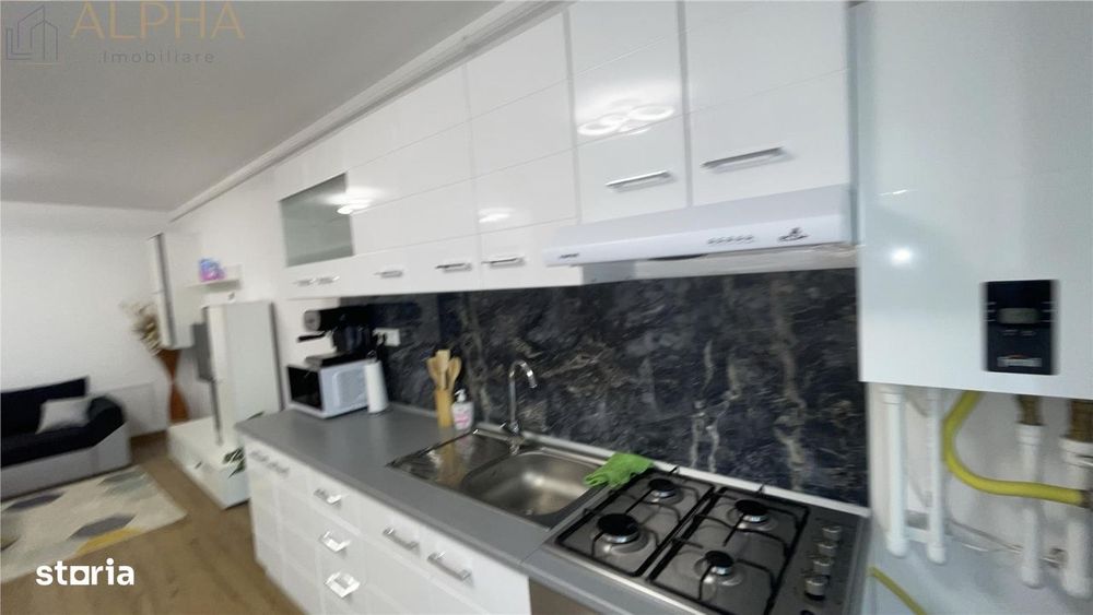 Inchiriez apartament