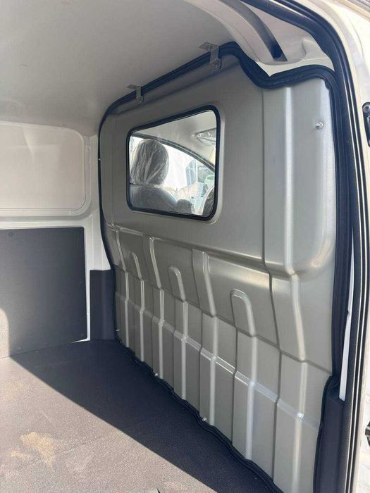 Yangi JAC M3 Van Новый