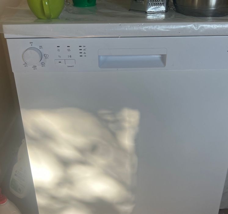 Посудомоющая машинка