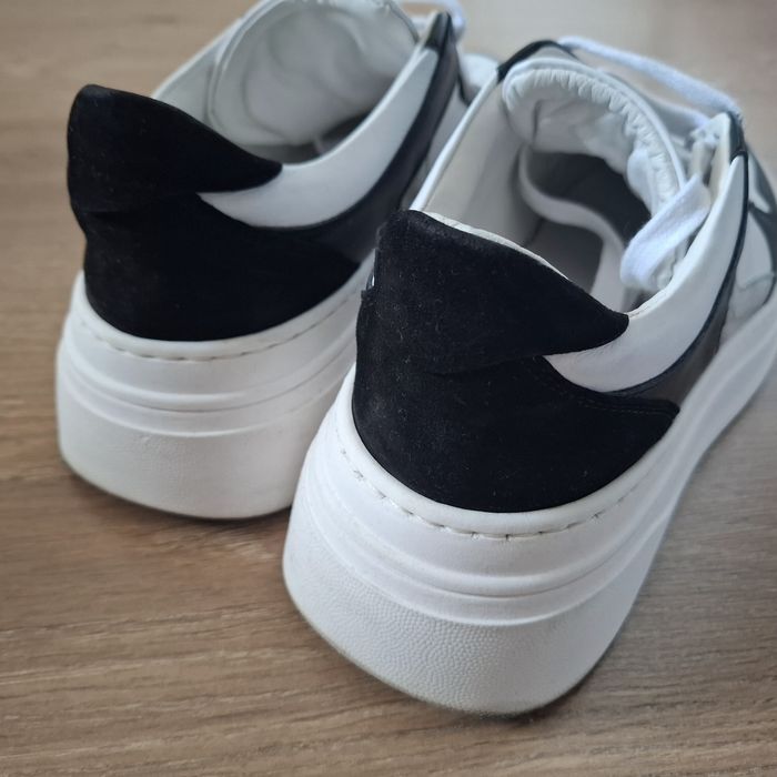 Уникални дамски кецове