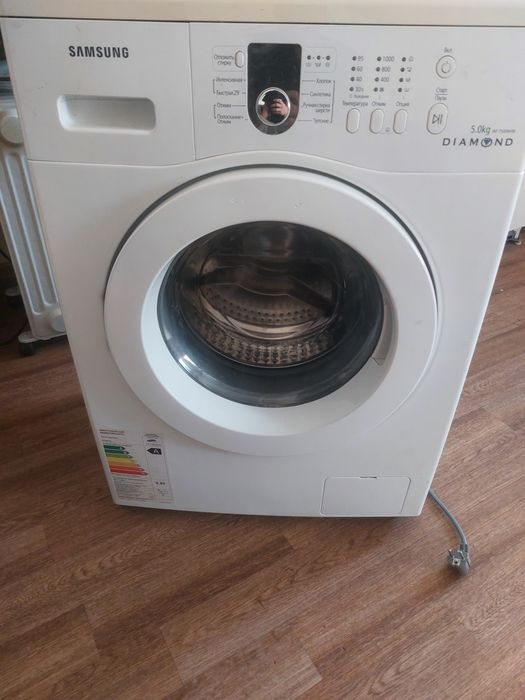Продам стиральную машинку