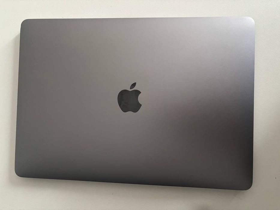 MacBook Pro 13 2020 | 16GB | 512GB Space Gray