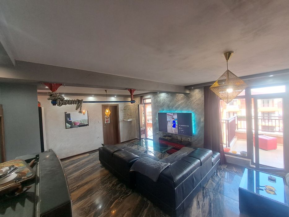 Продава се Многостаен апартамент в Пловдив, Институт по овощарство - 170 кв.м за 1589 €/кв.м - Снимка #1