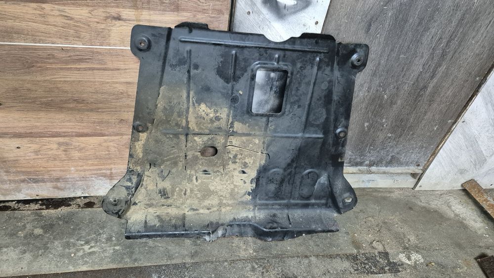 Защита стальная для daster