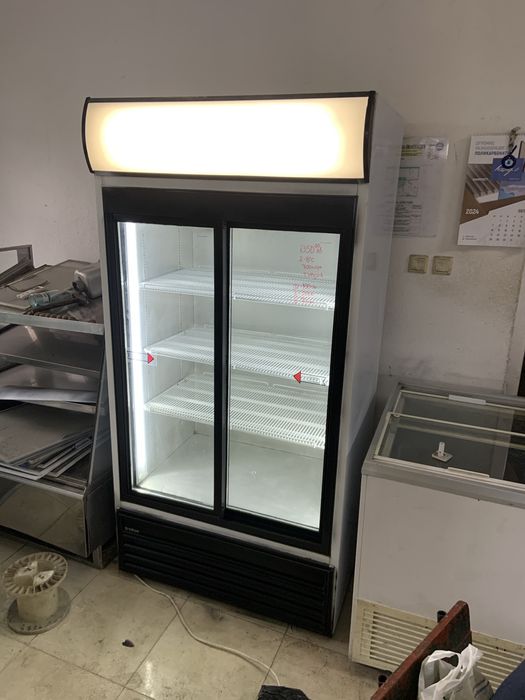 Двойна хладилна витрина UGUR широка-100см