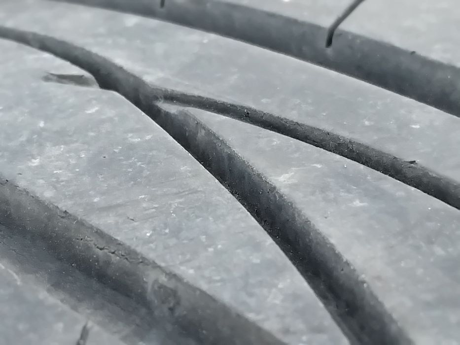 Гуми 215 55 16 Sumitomo Сумитомо Япония 2  броя - нов внос. Не са нови! Вианор