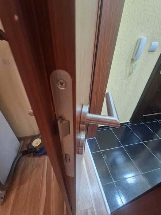 Интериорни врати 2 броя цената е за двете