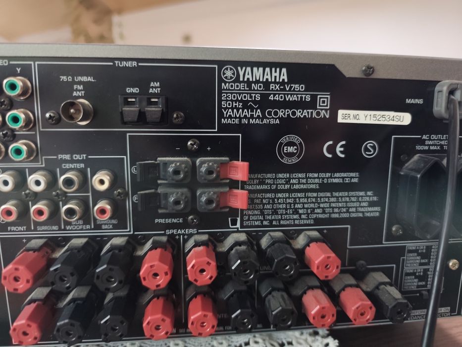 Receiver 7.1 Yamaha rx-v750