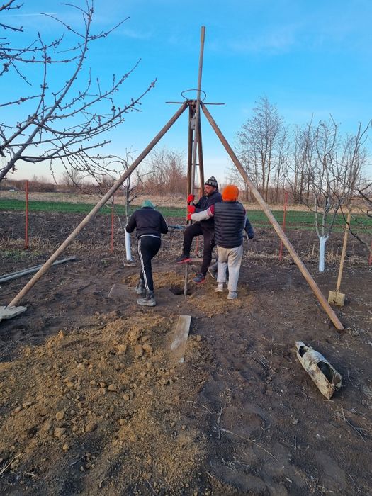 Sapaturi puturi adanciri fantani piloni denisipari prelungiri