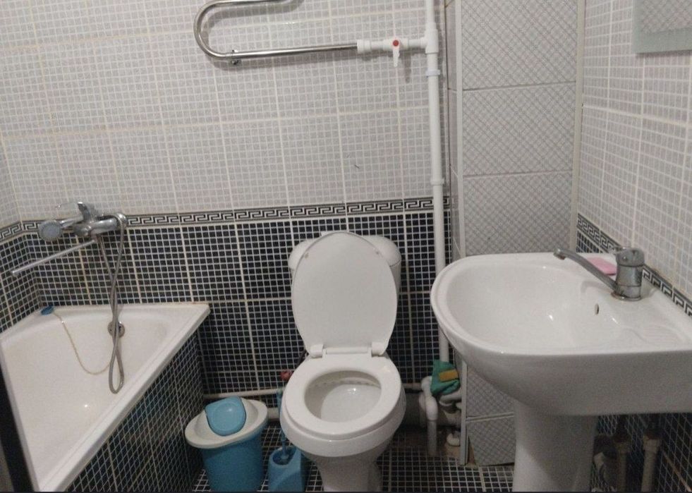 Konechka tomonda 2 xonalik uy sotiladi