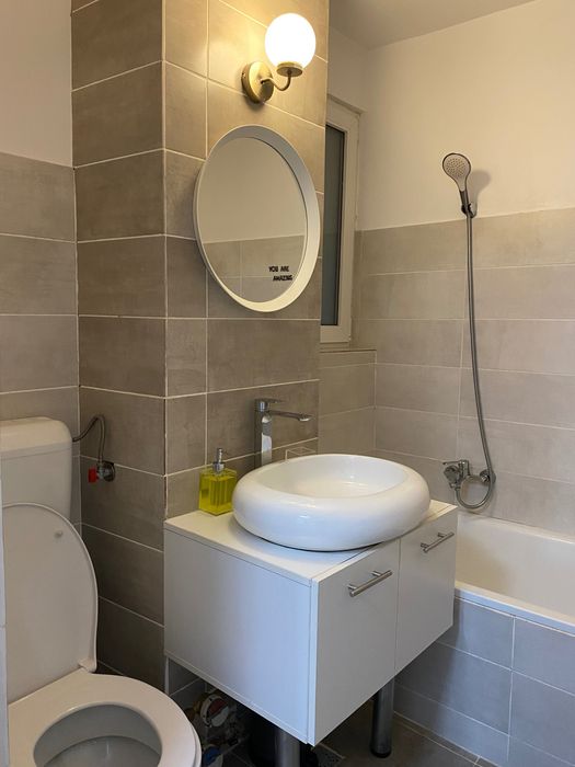 Apartament de inchiriat 2 camere METROU EROII REVOLUTIEI