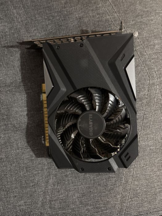 Продам Gtx 1650 4gb
