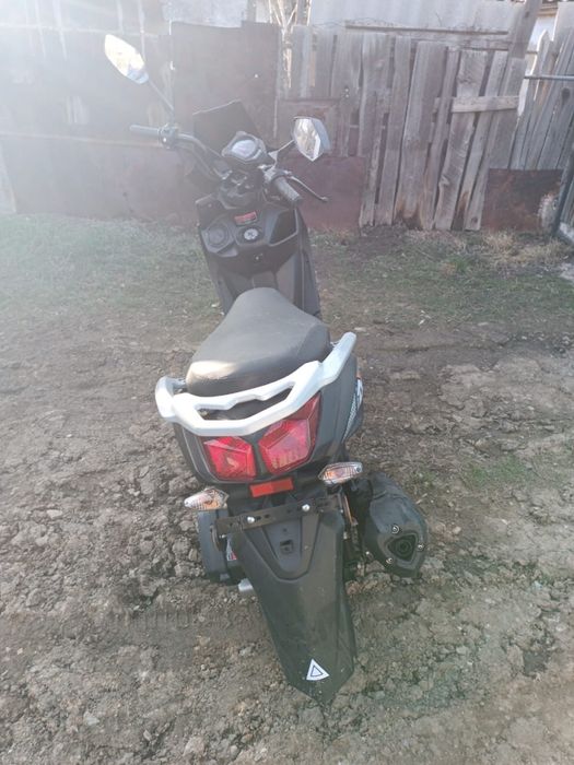 скутер ABS Moto Tourist