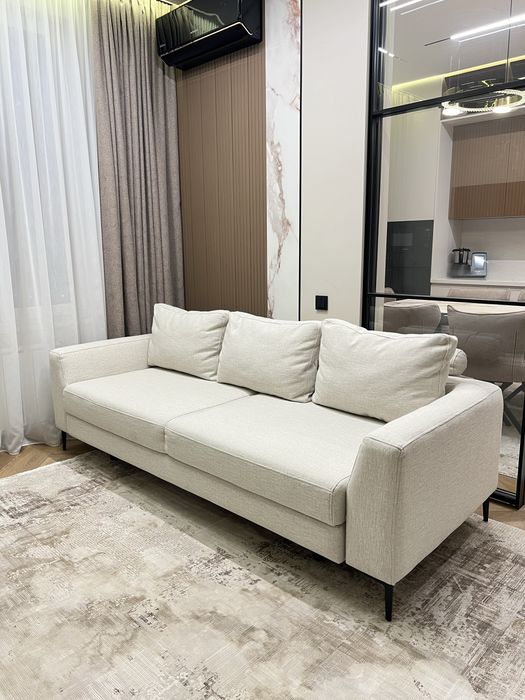 Срочно продам новый диван размер 2,3м