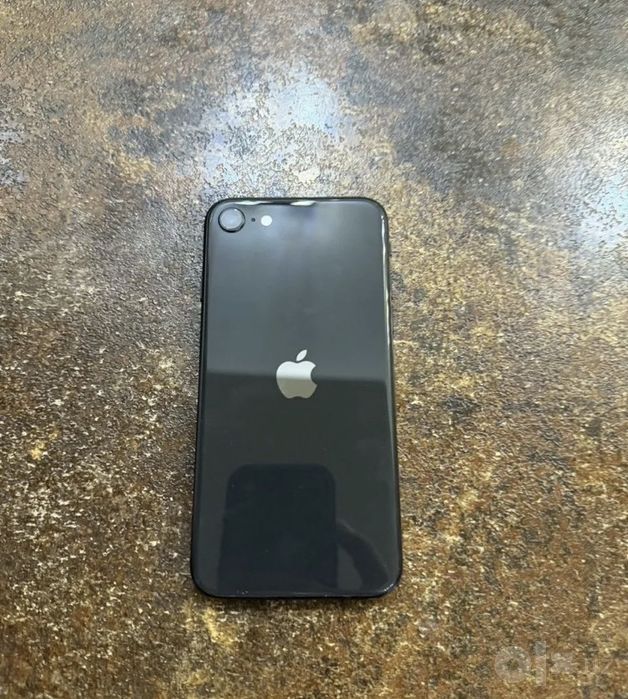 iPhone SE 2020.