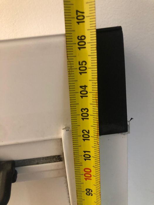 Plase tantari tip RULOU, ALB, retractabila Schuko