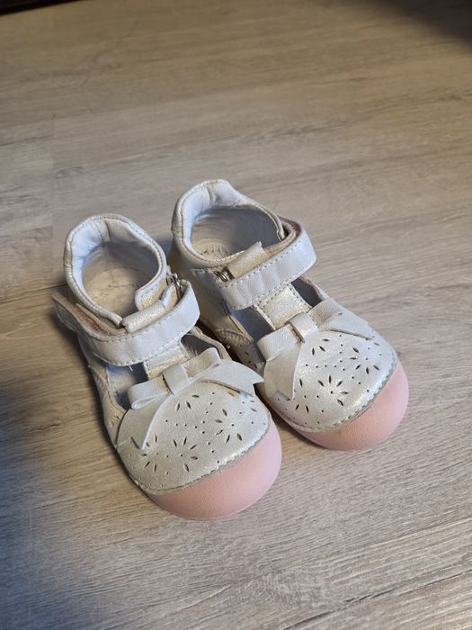 Обувки D.DStep номер 23