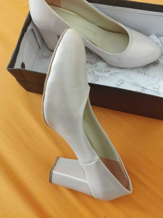 Официални дамски обувки-39 номер 3 различни  модела