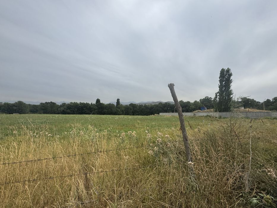 Продам участок 6 и 7 соток