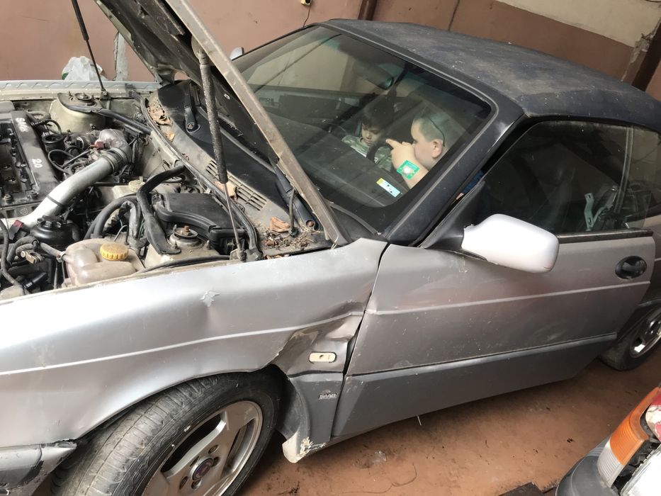 Saab 900 на части!!!