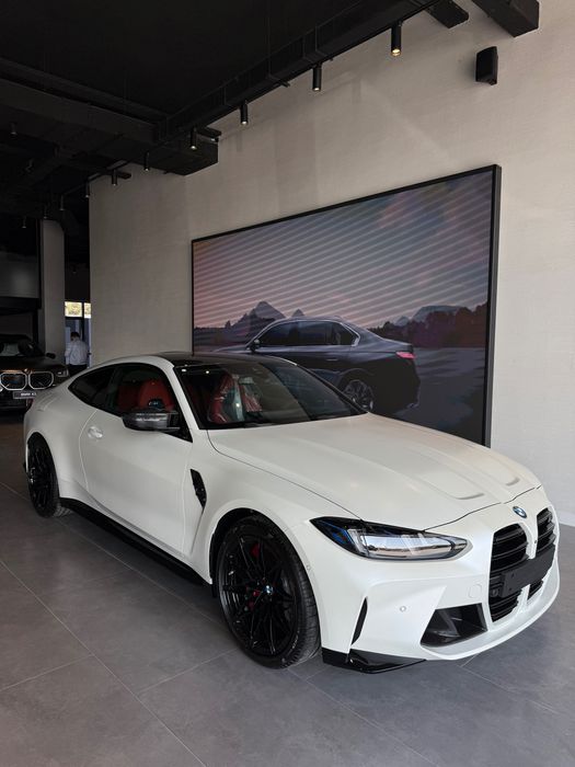 Продам BMW M4 Competition M Рейсталинг  + официальная гарантия