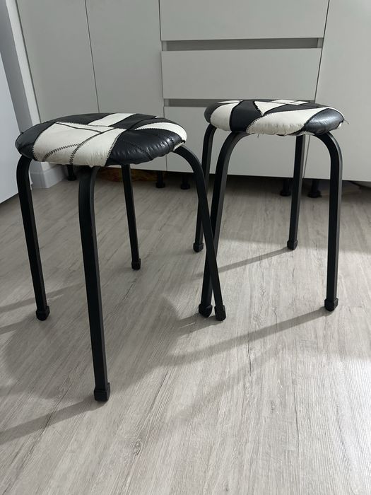 таьуретка 2шт.