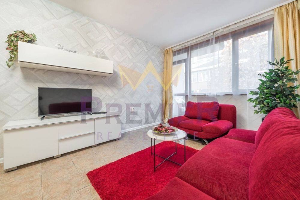 Дава се под наем Тристаен апартамент в Варна, Окръжна болница - 100 кв.м за 800 € - Снимка #2