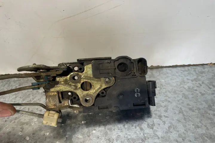 Broasca usa fata stanga Chevrolet Kalos 2003 1.2 MT (72 hp)