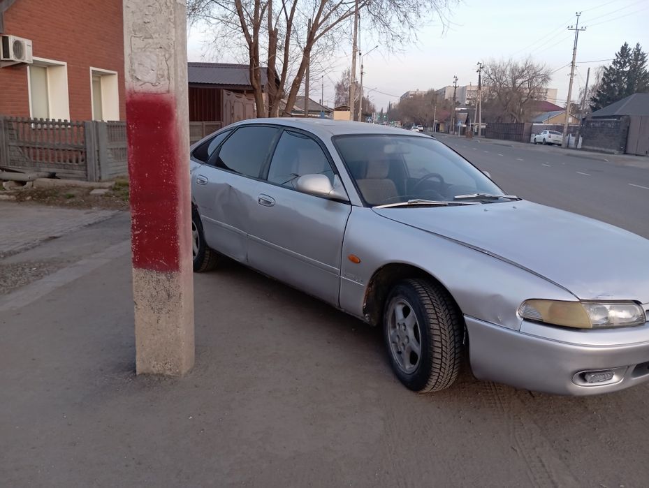 Продам автомобиль mazda 626 Кронос