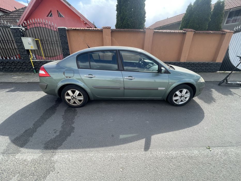 Renault Megane 2 ,1.6 16V benzină,an 2004