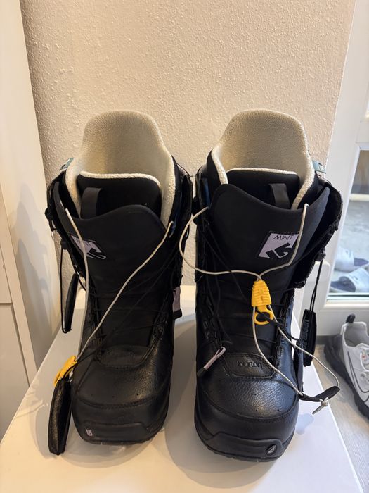 Booti piele Burton
