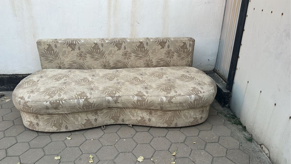 Диван 5000тг срочно продается