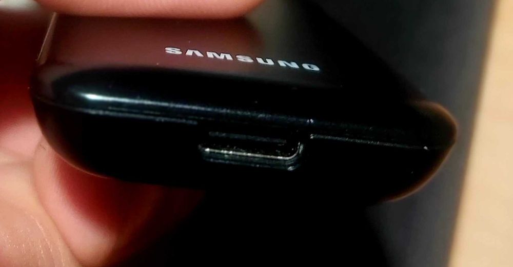 Telecomanda Samsung smart SolarCell