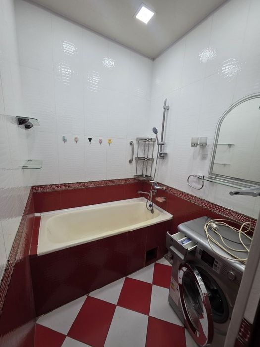 Arenda kvartira Yashnabod Metro bekati oldida 2xona 3etaj oilaga beril