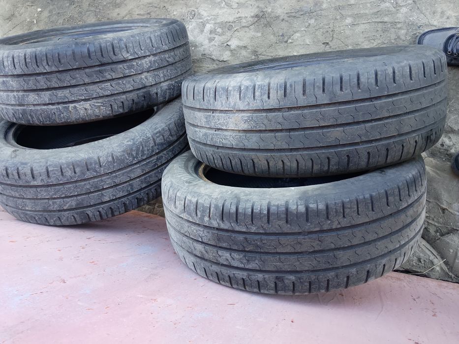 Продам резину на 15/55/185